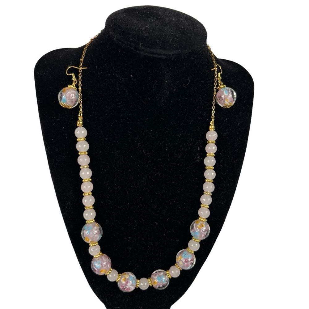 New Multi Colored Necklace and Earrings Set Skyline Collection Pink Blue